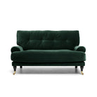 Blanca Love Seat Emerald Green är en liten Howard-soffa i mörkgrön sammet från Melimeli